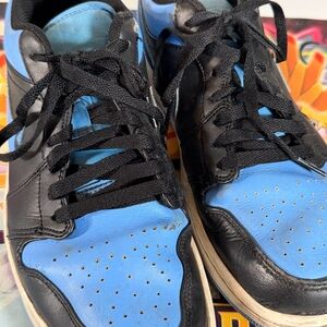 Nike Air Jordan 1 Low Men’s 10 Black Blue UNC Used Sneakers 553558-041